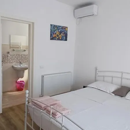 Guest house Cosmin 3*